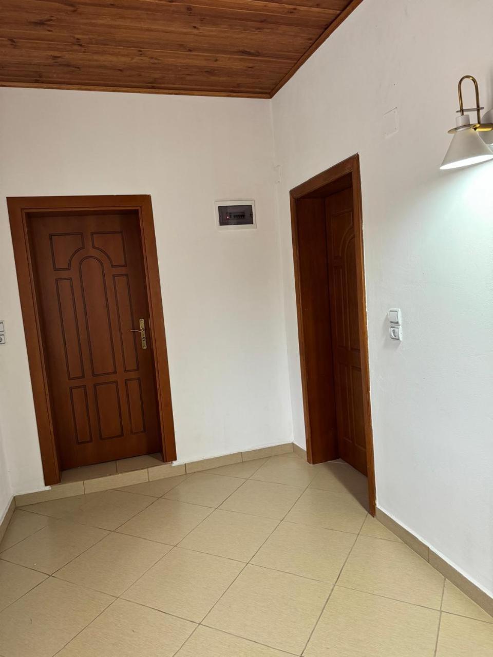 Villa Zefi Rrenc Papaj Exterior foto